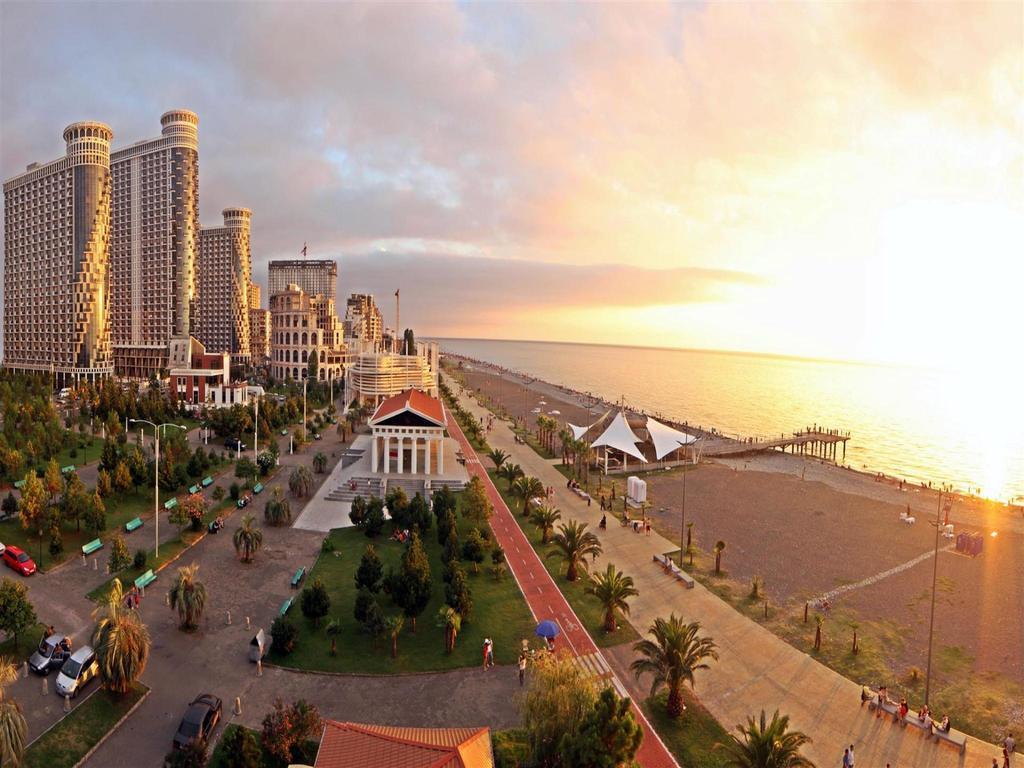 Mar Nero Albergue Batumi Exterior foto